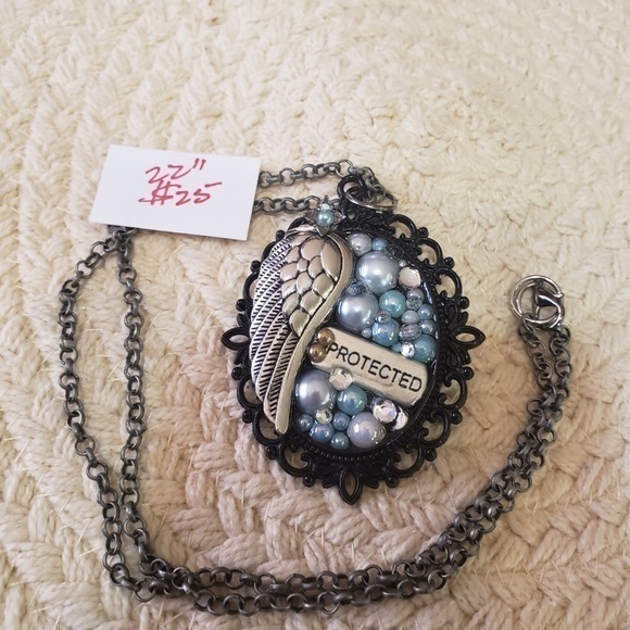 Handcrafted Necklace With Message - Picture 3 of 4